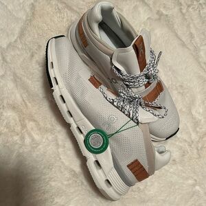 Never worn got as a gift and too big